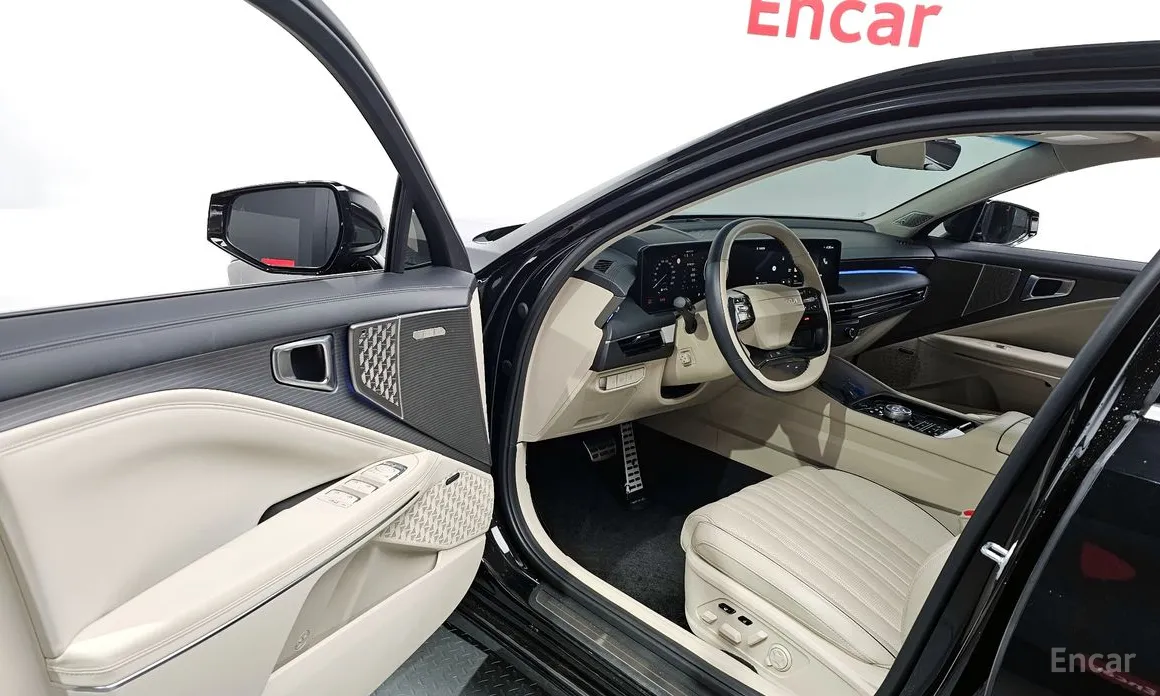 Фото 10 - Kia K8