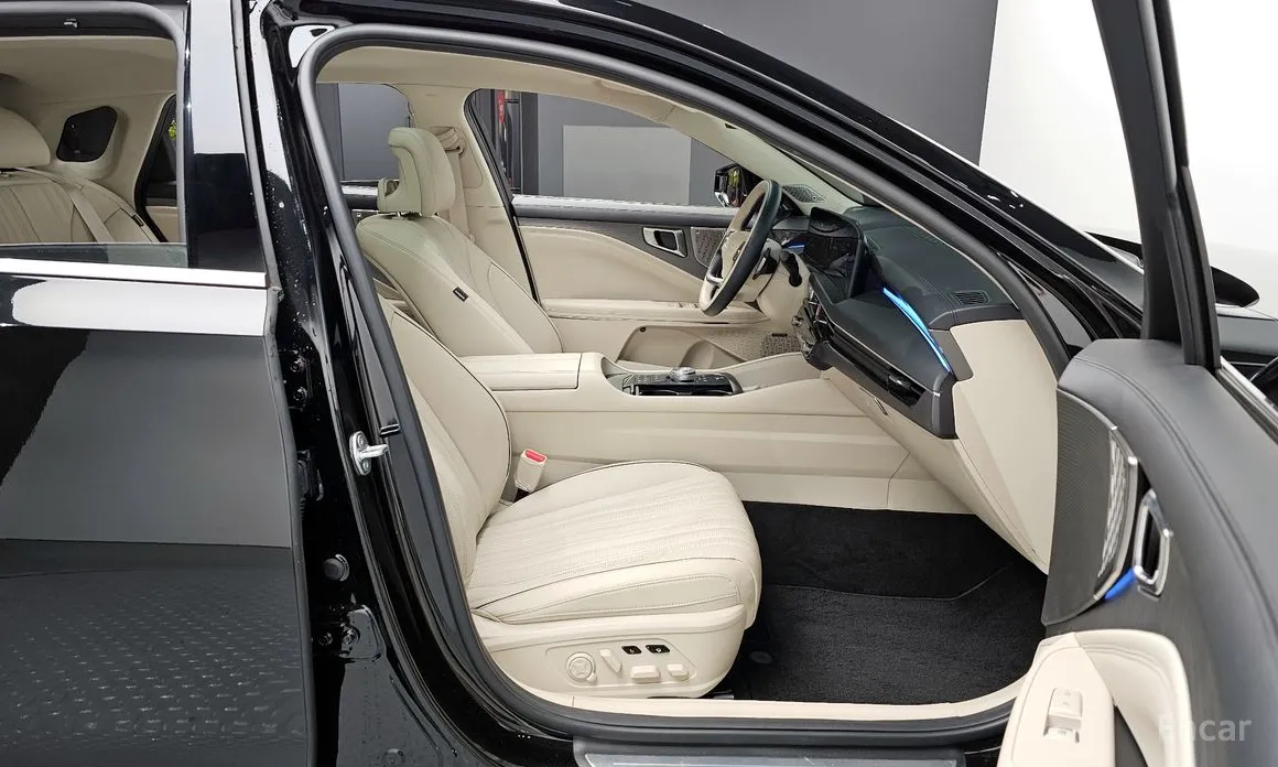 Фото 11 - Kia K8