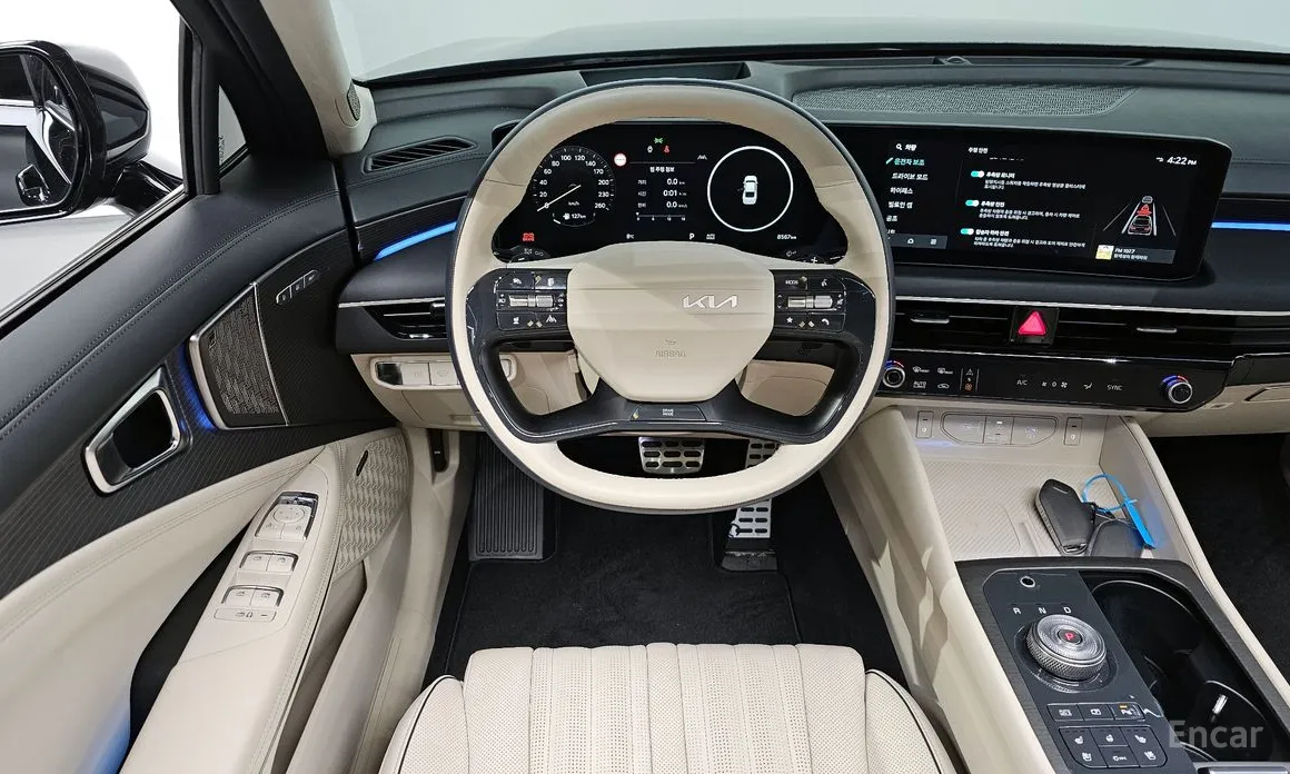 Фото 13 - Kia K8