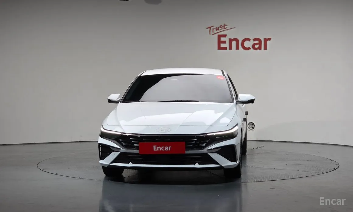 Фото 3 - Hyundai Avante