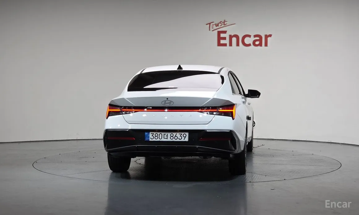 Фото 4 - Hyundai Avante