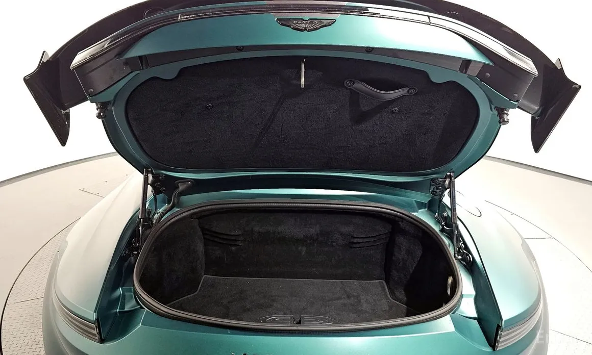 Фото 20 - Aston Martin Vantage