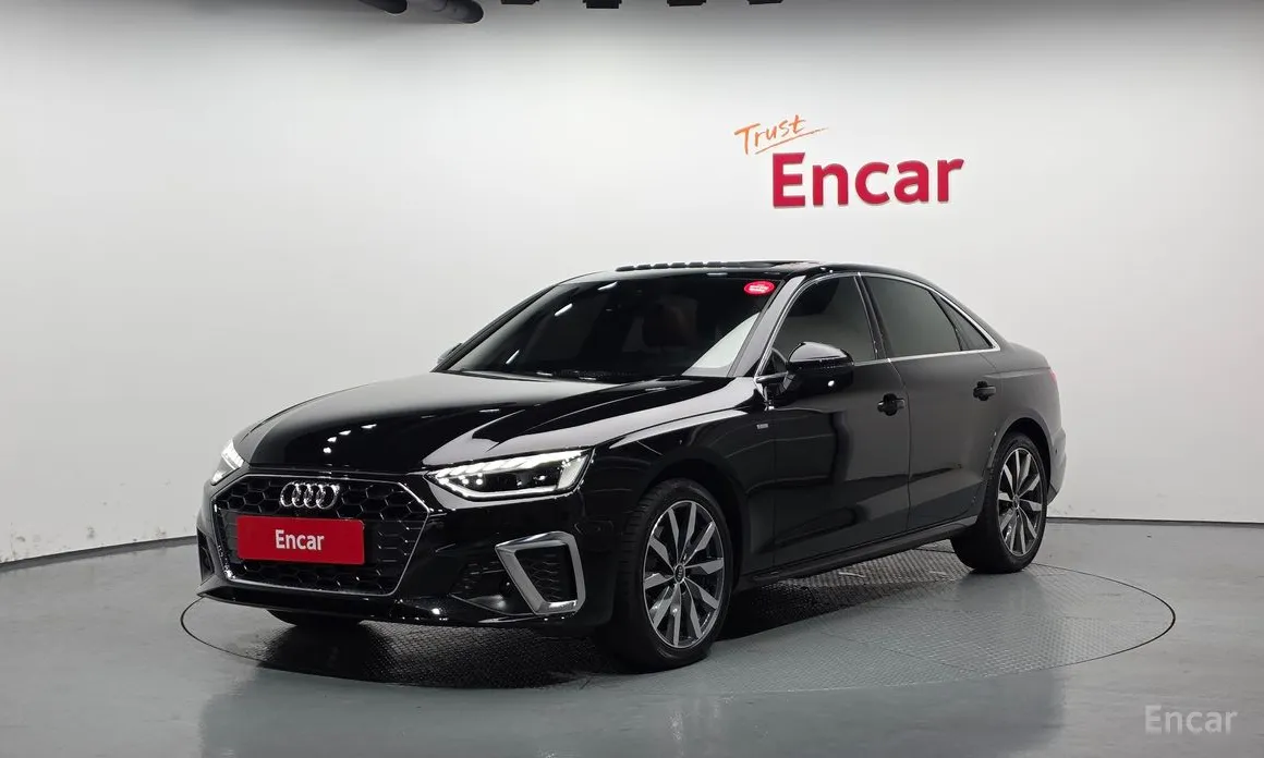 Фото 1 - Audi A4