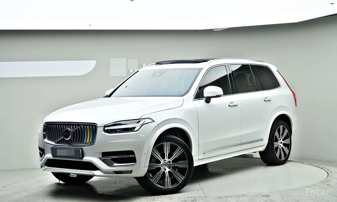 Фото 1 - Volvo XC90