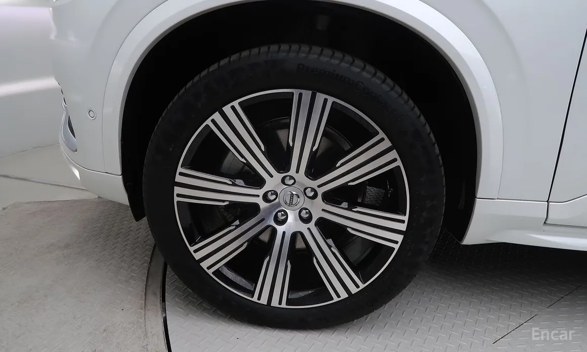 Фото 5 - Volvo XC90