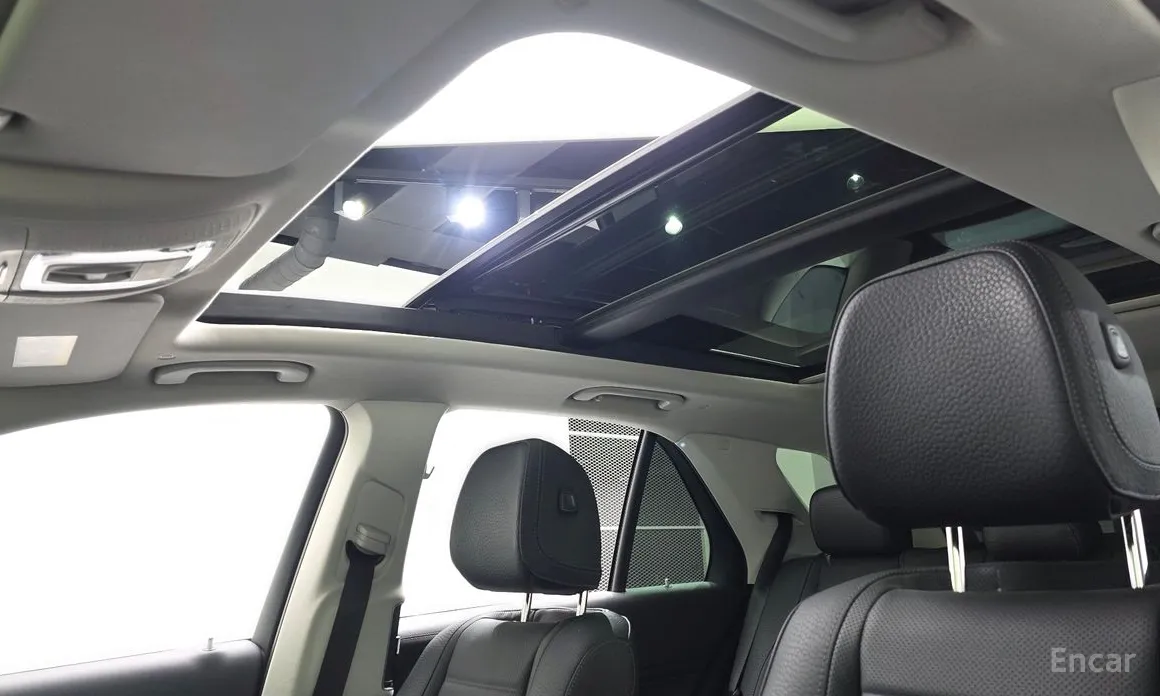 Фото 18 - Mercedes-Benz GLE-Class