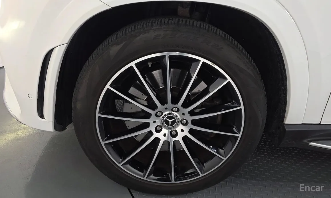 Фото 5 - Mercedes-Benz GLE-Class