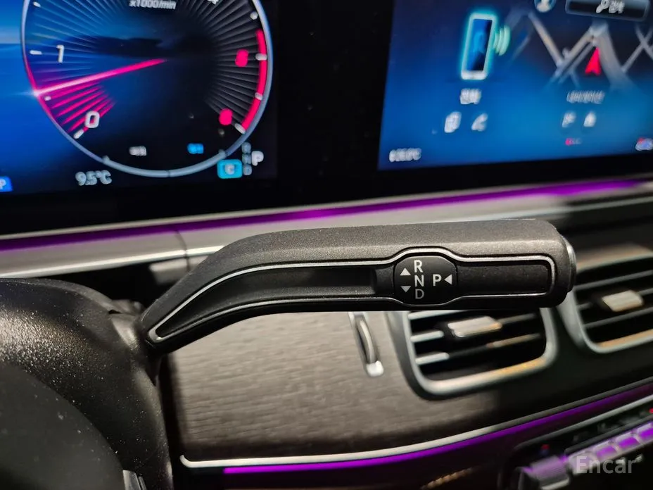 Фото 9 - Mercedes-Benz GLS-Class