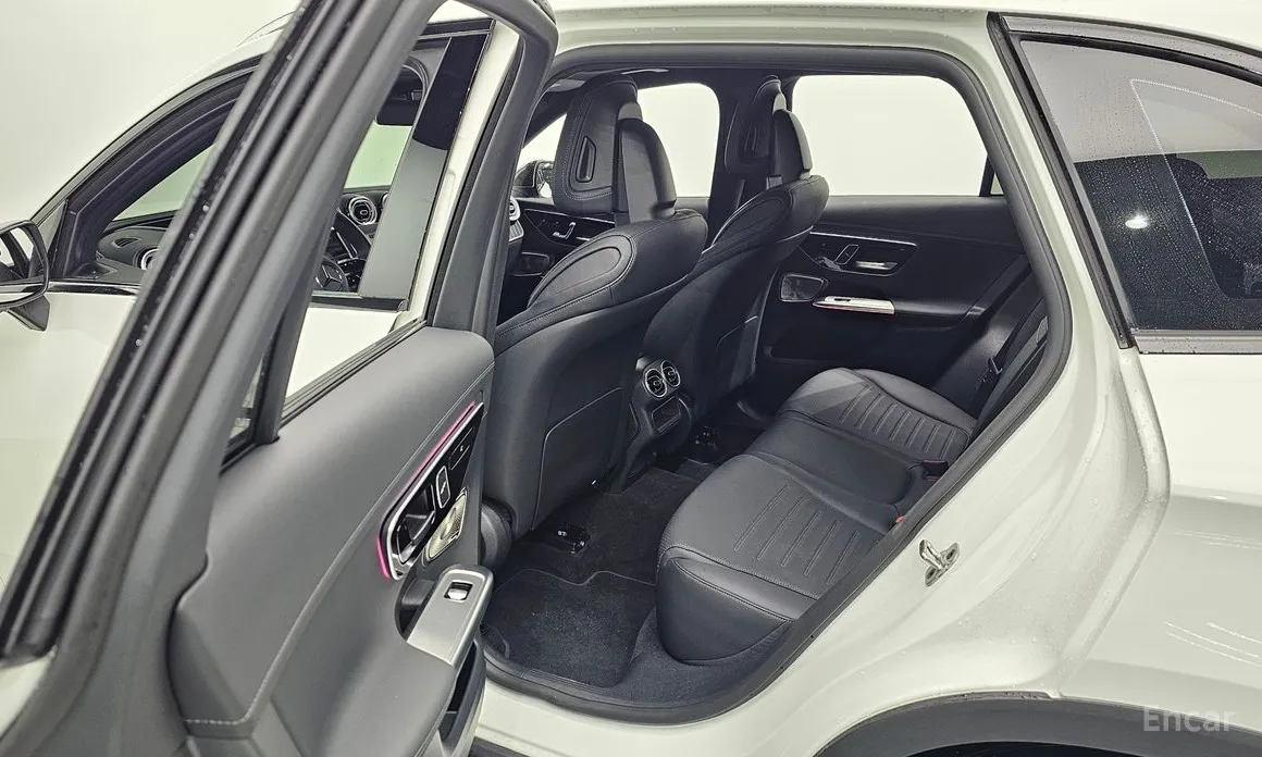 Фото 12 - Mercedes-Benz GLC-Class