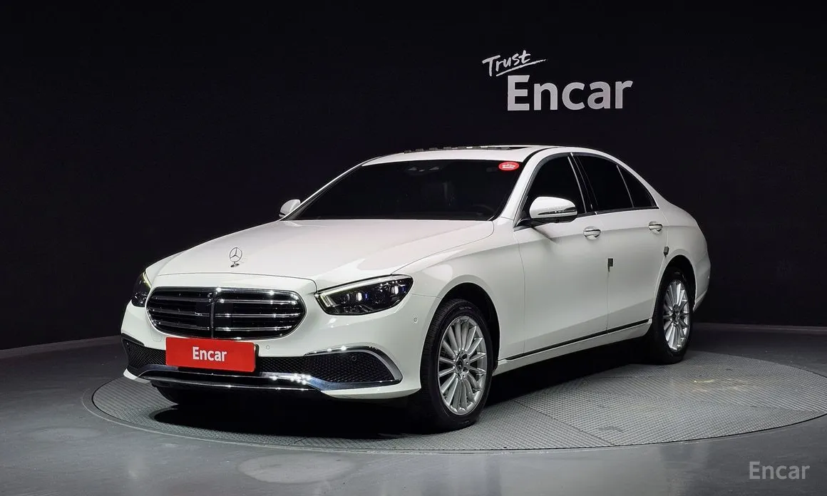 Фото 1 - Mercedes-Benz E-Class