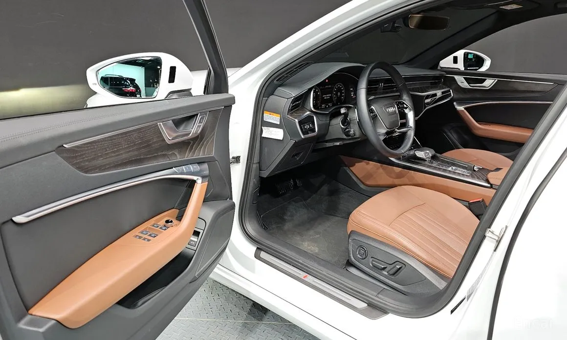 Фото 10 - Audi A6