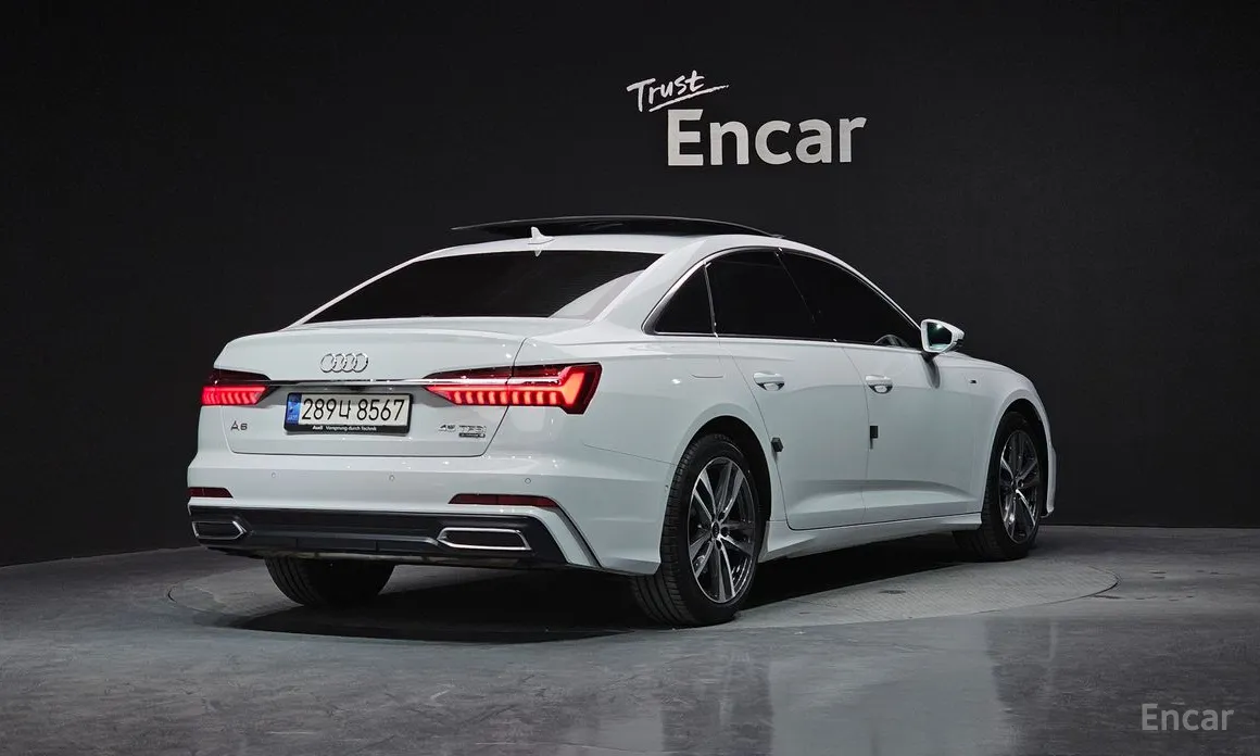 Фото 2 - Audi A6