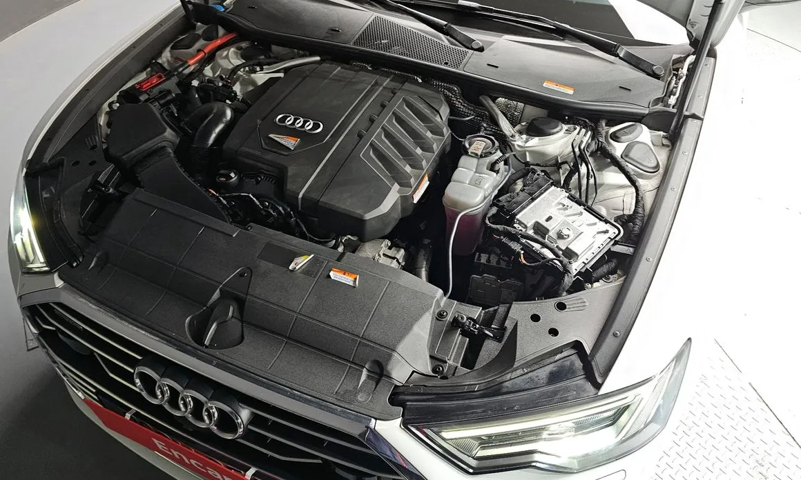 Фото 6 - Audi A6