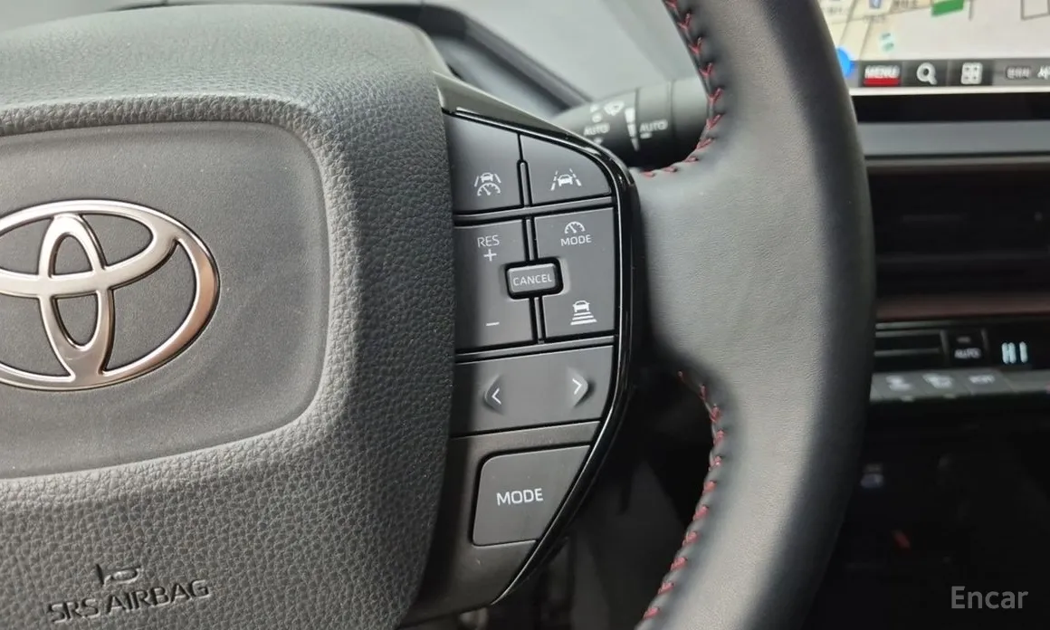 Фото 14 - Toyota Prius