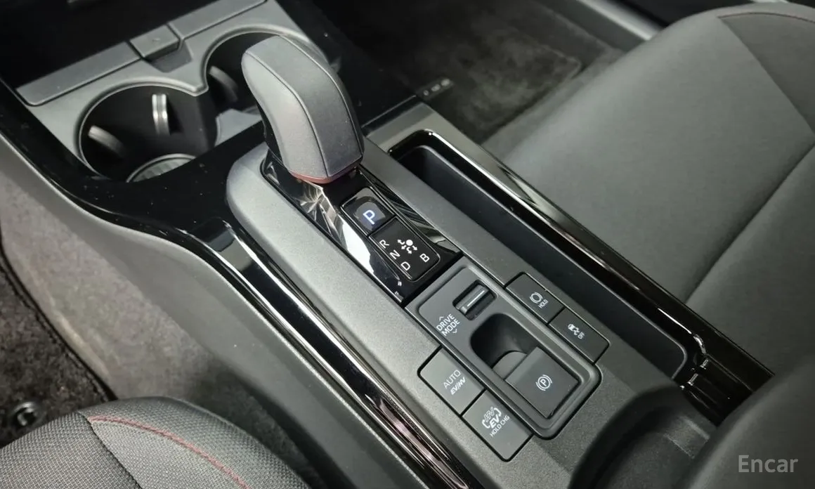 Фото 8 - Toyota Prius