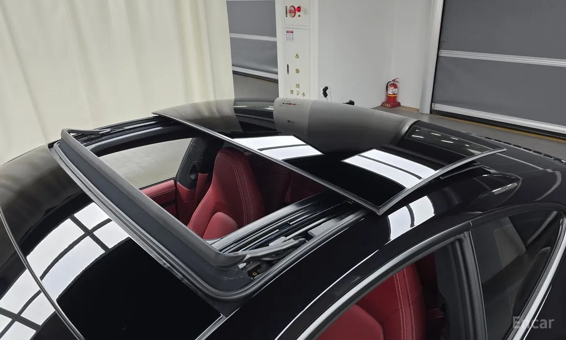 Фото 19 - Porsche 911