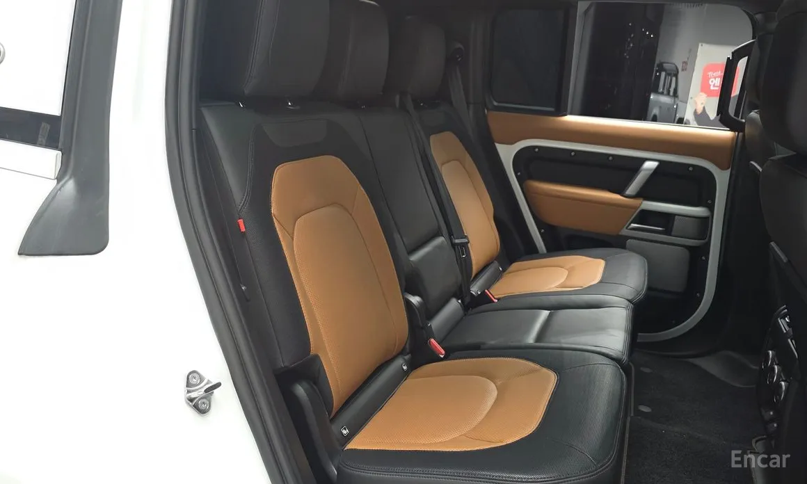 Фото 12 - Land Rover Defender