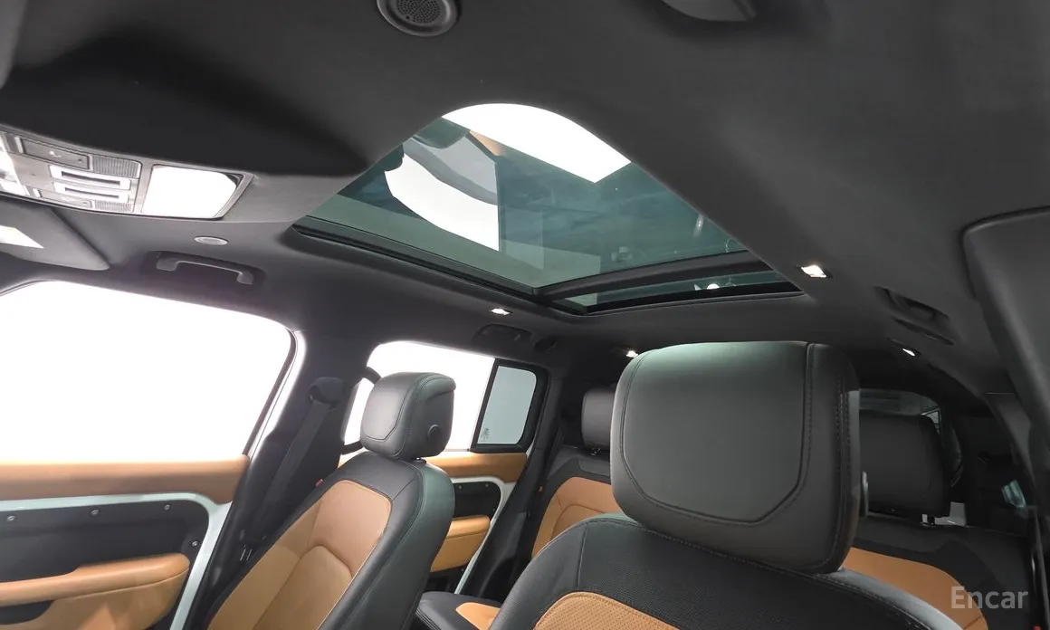 Фото 19 - Land Rover Defender