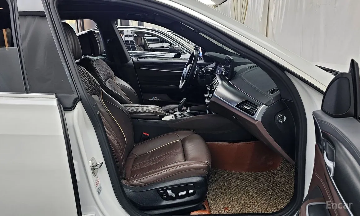 Фото 11 - BMW Gran Turismo