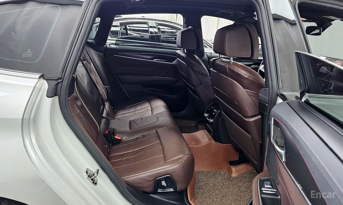 Фото 12 - BMW Gran Turismo