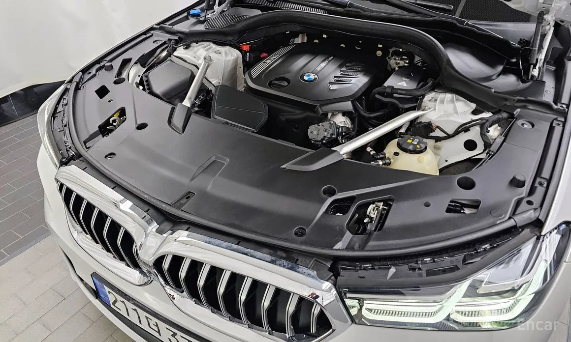 Фото 6 - BMW Gran Turismo