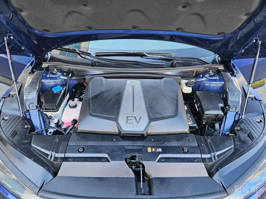 Фото 12 - Kia EV6