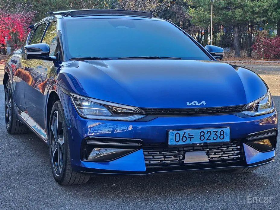 Фото 2 - Kia EV6