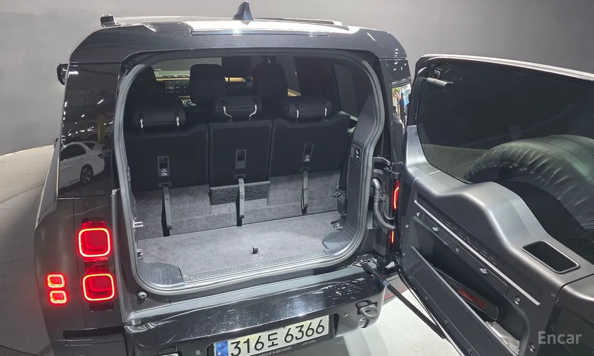 Фото 20 - Land Rover Defender