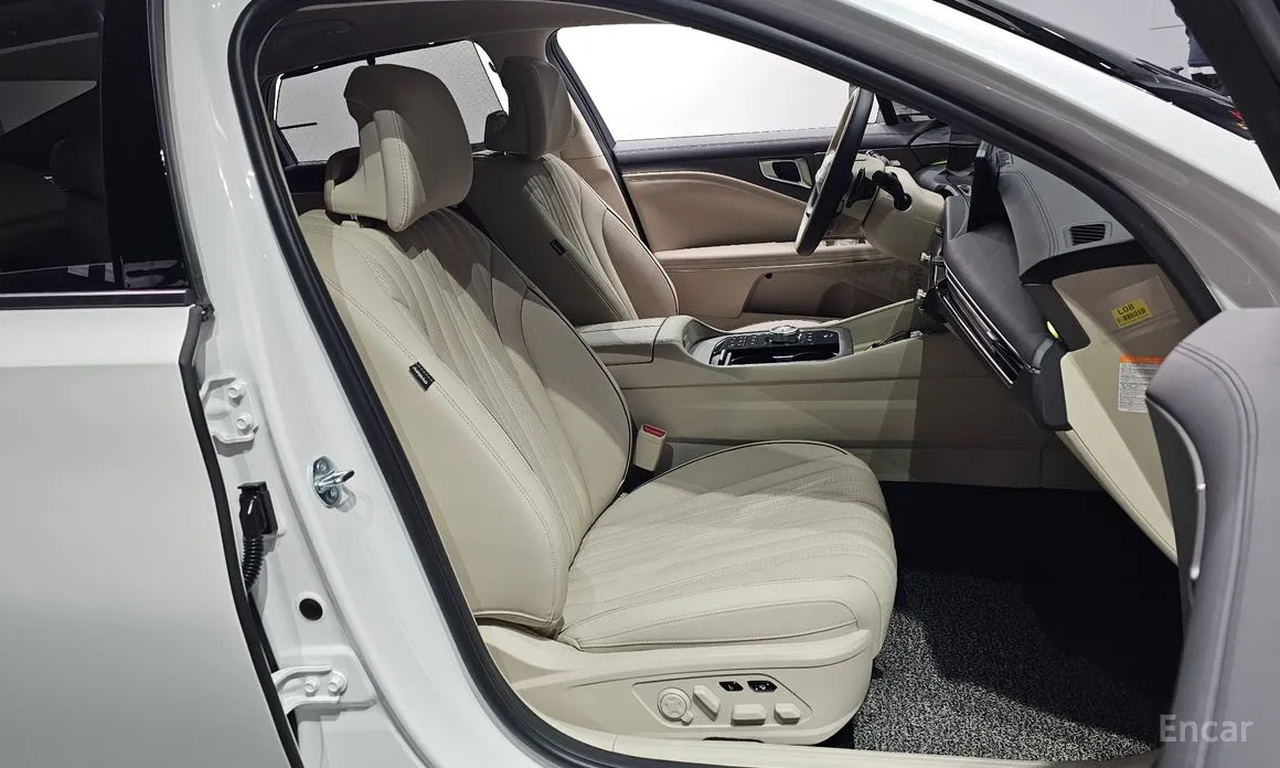 Фото 10 - Kia K8