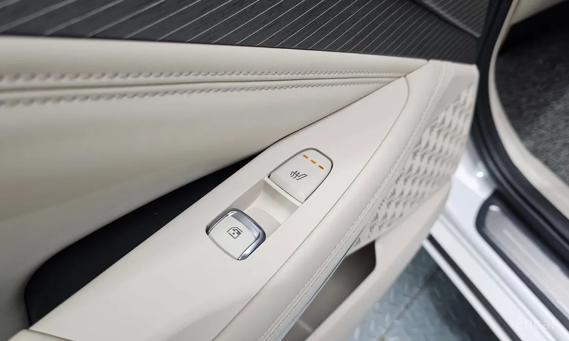 Фото 18 - Kia K8