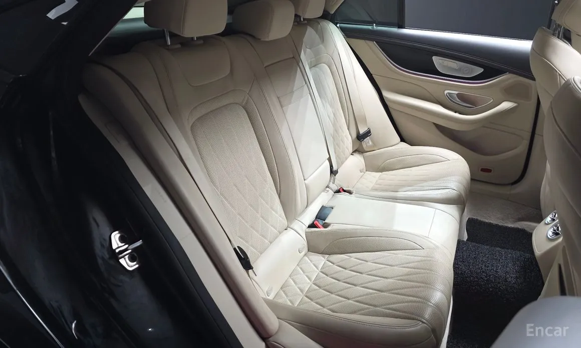 Фото 12 - Mercedes-Benz AMG GT