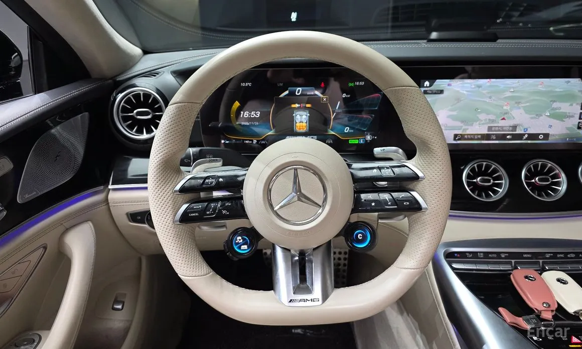 Фото 13 - Mercedes-Benz AMG GT