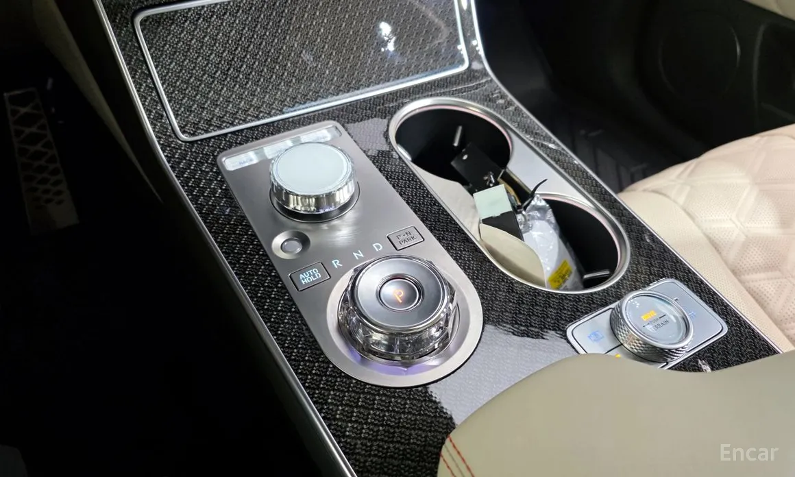 Фото 9 - Genesis GV80