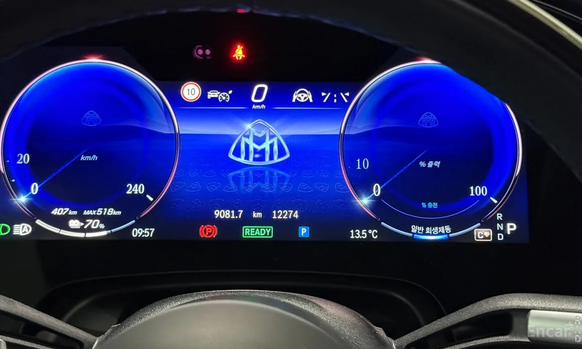 Фото 10 - Mercedes-Benz EQS