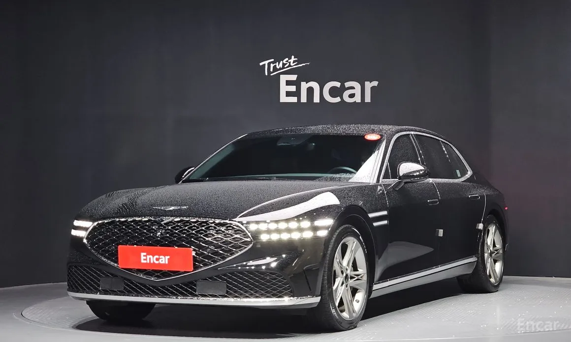2021 Genesis G90