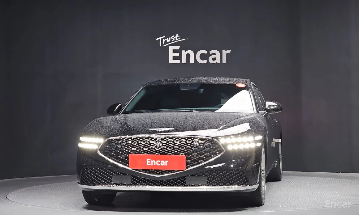 2021 Genesis G90