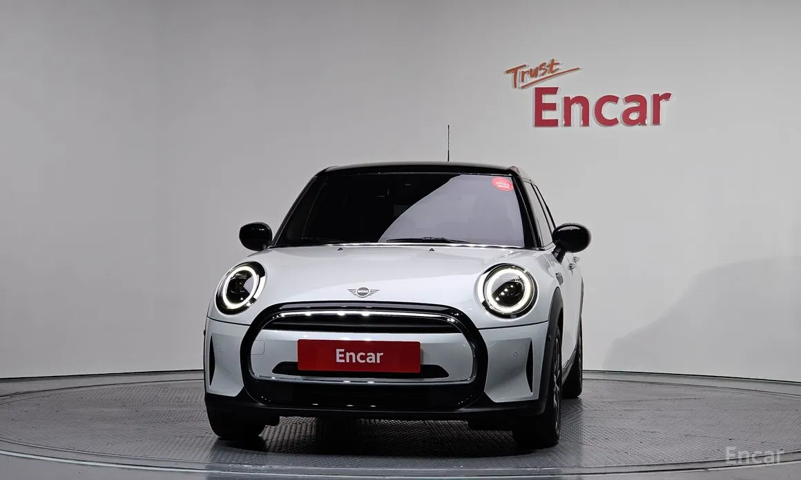 Фото 3 - Mini Cooper