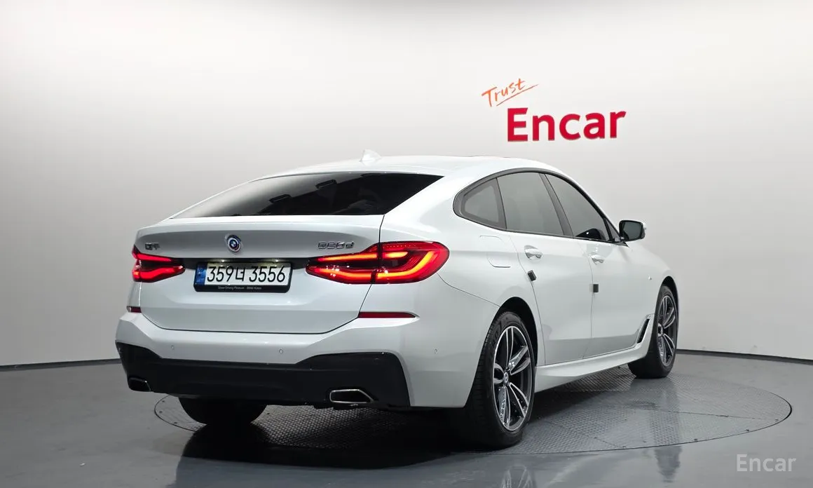 Фото 2 - BMW Gran Turismo