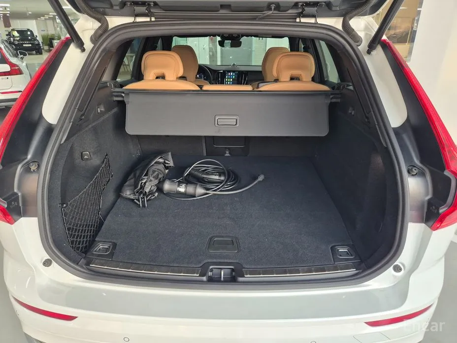 Фото 18 - Volvo XC60