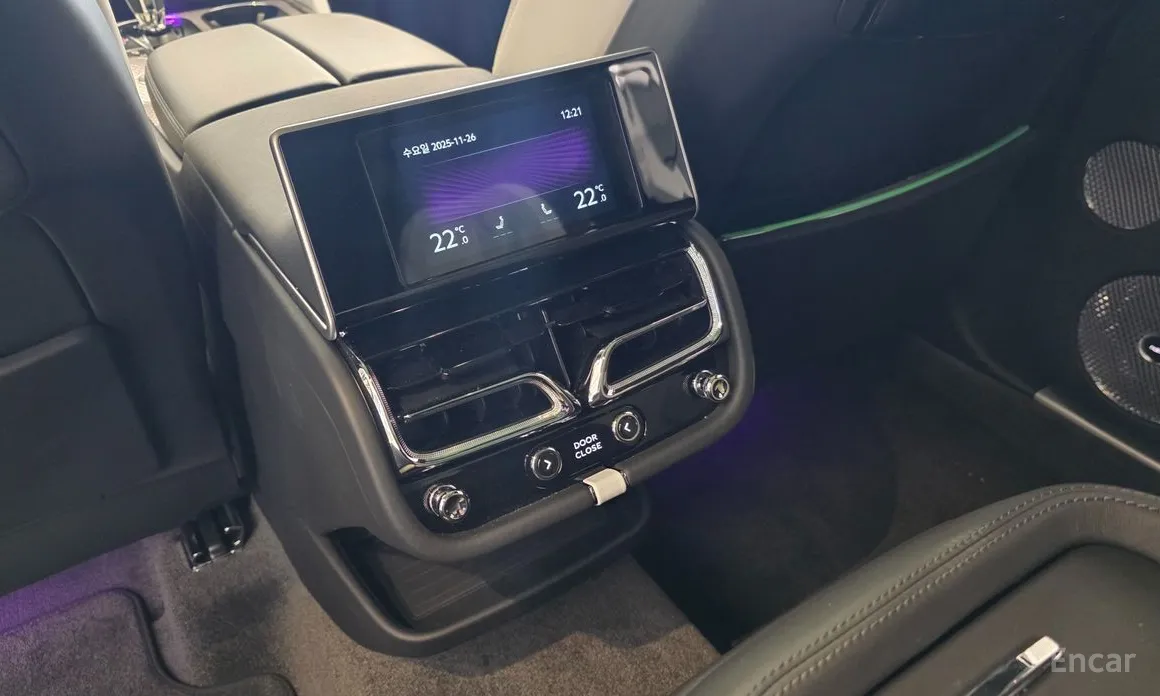 Фото 8 - Bentley Bentayga