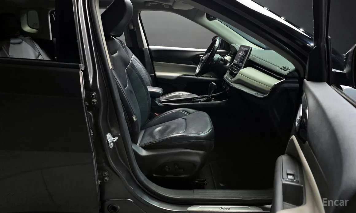 Фото 11 - Jeep Compass