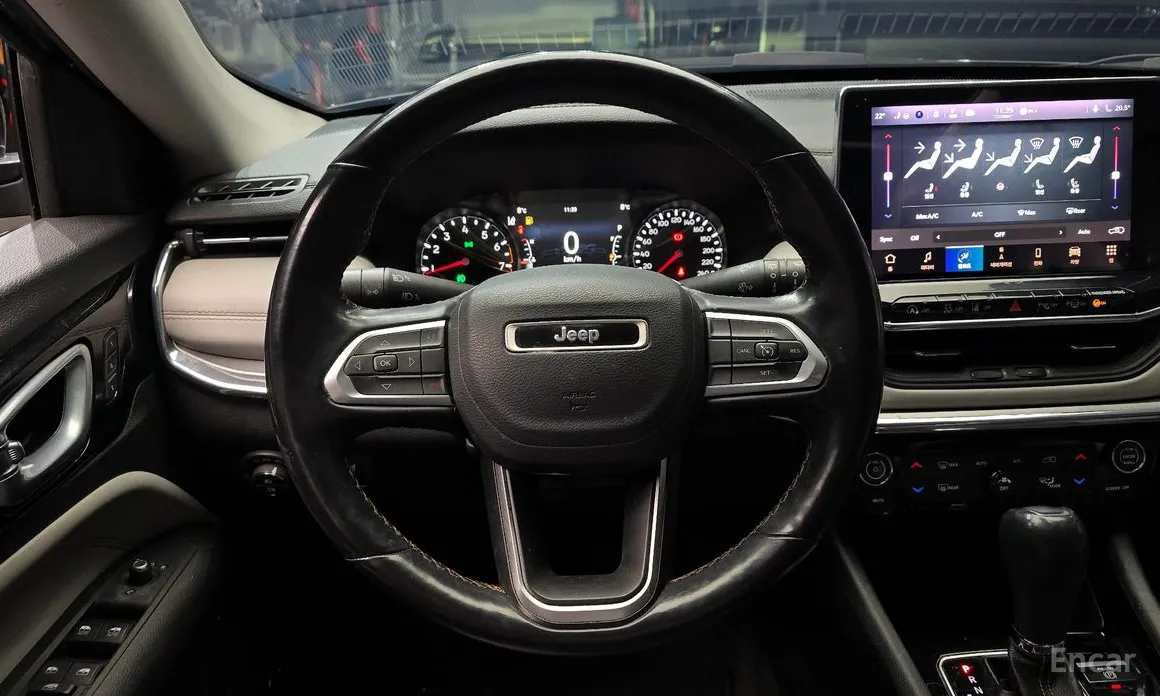 Фото 13 - Jeep Compass