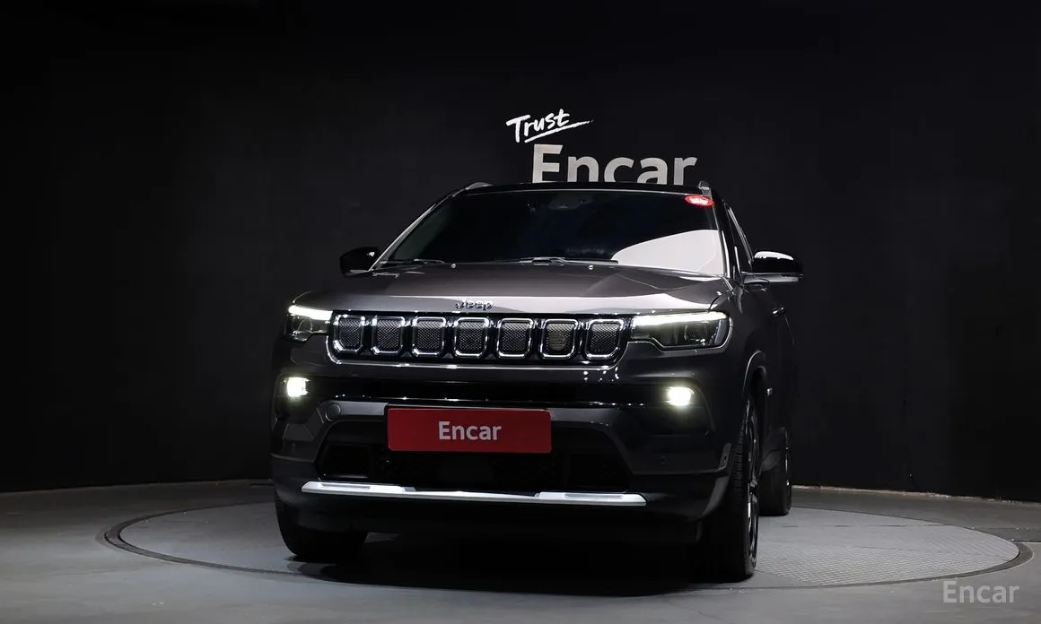 Фото 3 - Jeep Compass