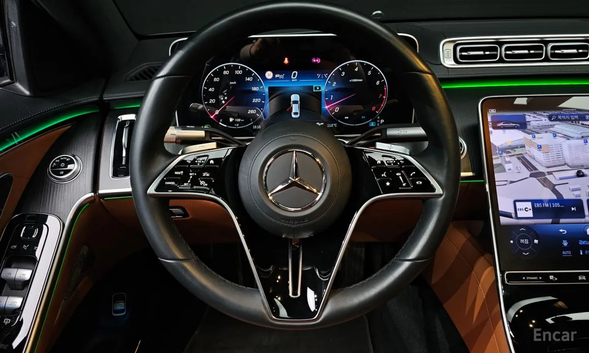 Фото 13 - Mercedes-Benz S-Class