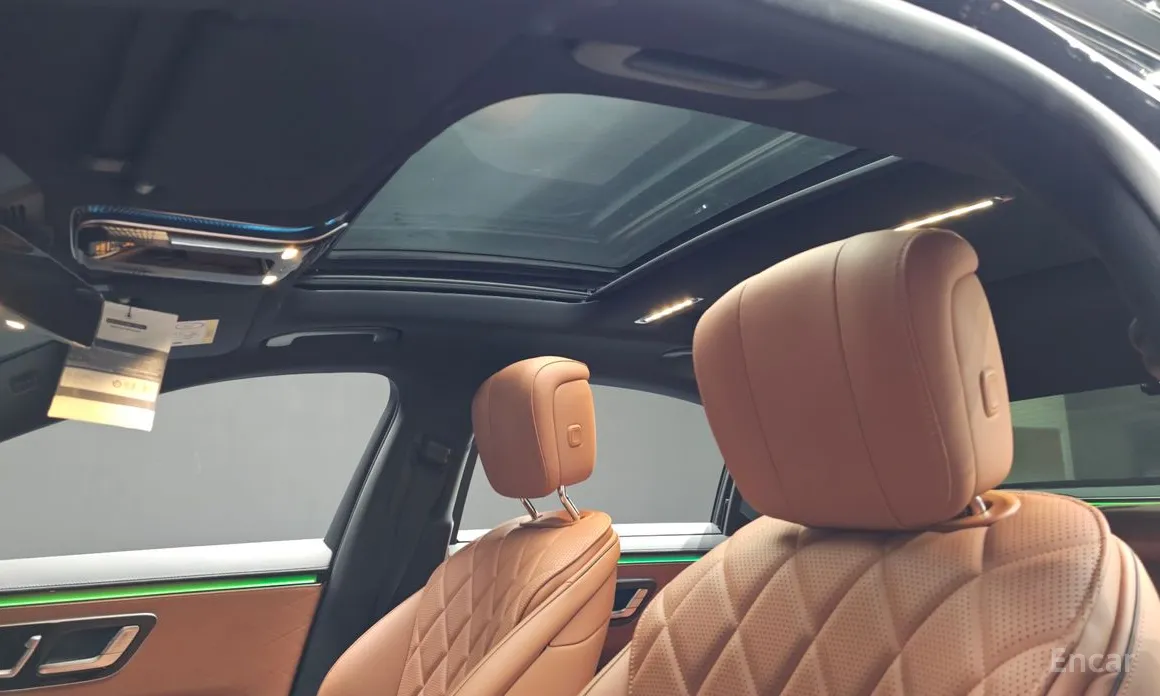 Фото 18 - Mercedes-Benz S-Class