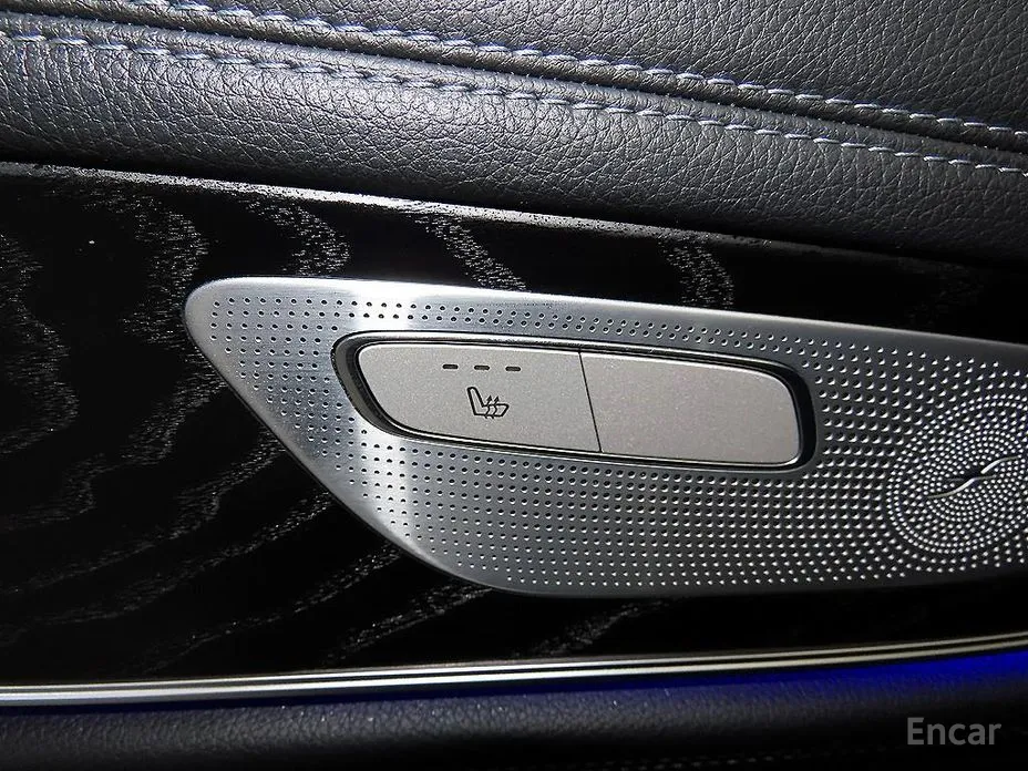 Фото 15 - Mercedes-Benz CLS-Class