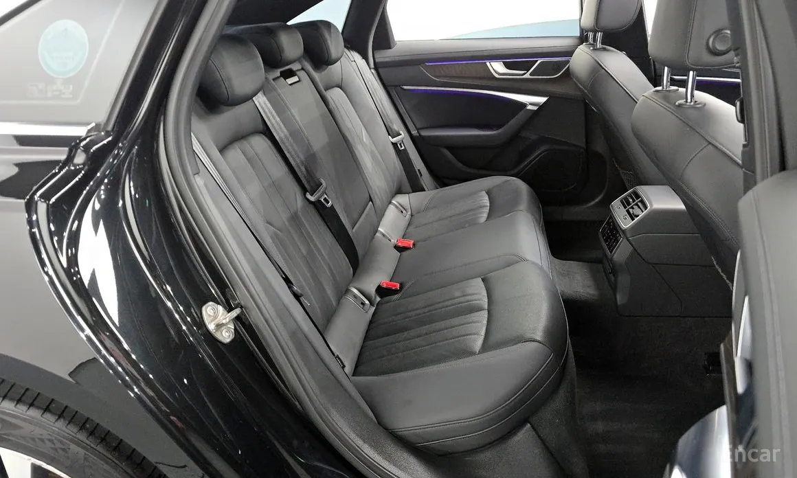 Фото 12 - Audi A6