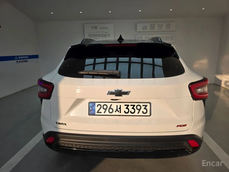 Фото 4 - Chevrolet Trax