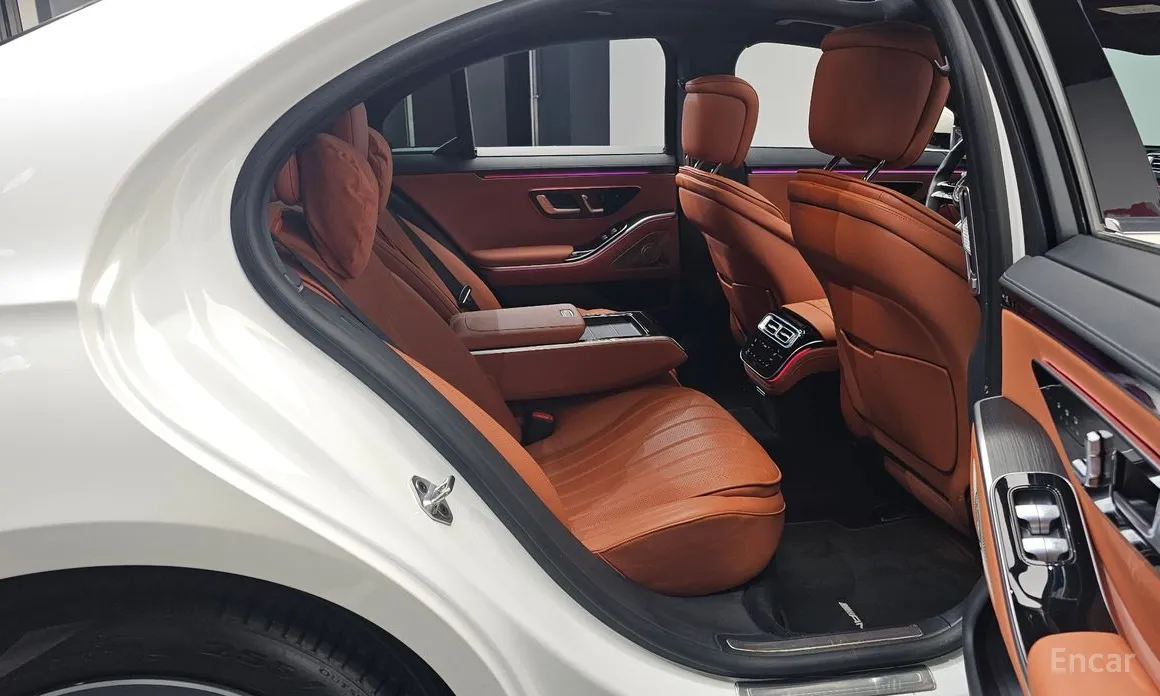 Фото 12 - Mercedes-Benz S-Class