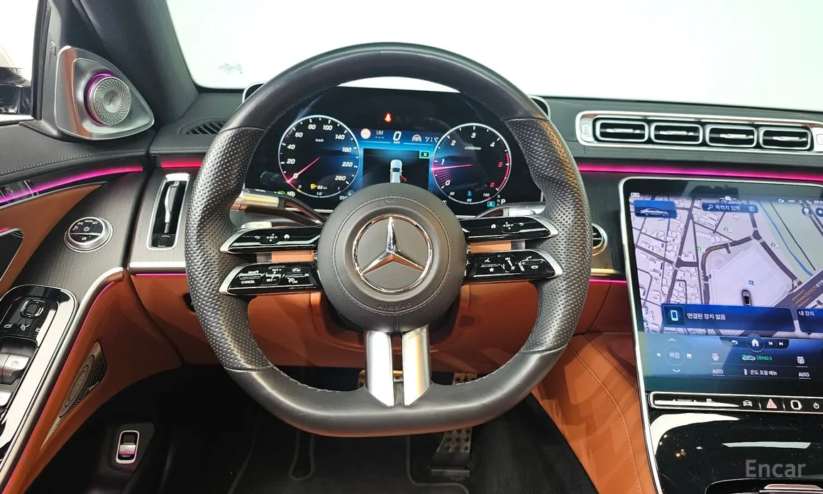 Фото 13 - Mercedes-Benz S-Class